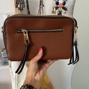 3 toned color clutch